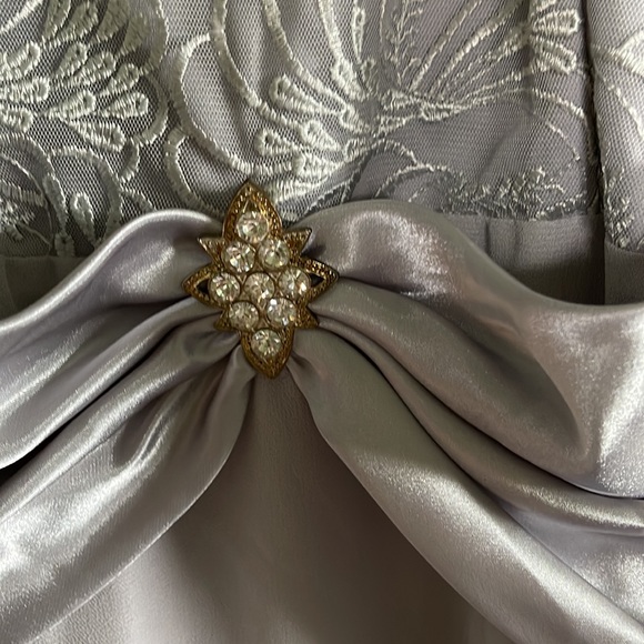 Wedding joy - Picture 2 of 5